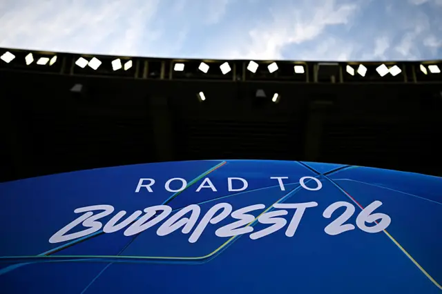 Roadt to Budapest sign