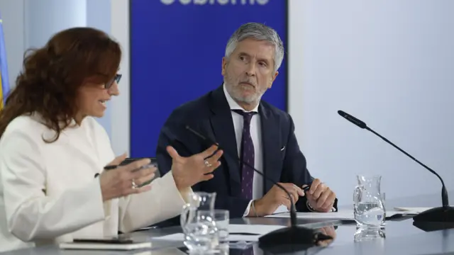 Spanish Minister of the Interior Fernando Grande-Marlaska (R) and Minister of Health Monica Garcia (L) attend a press conference held after the government meeting to address the outbreak of hantavirus in Las Palmas de Gran Canaria, Spain, 06 May 2026