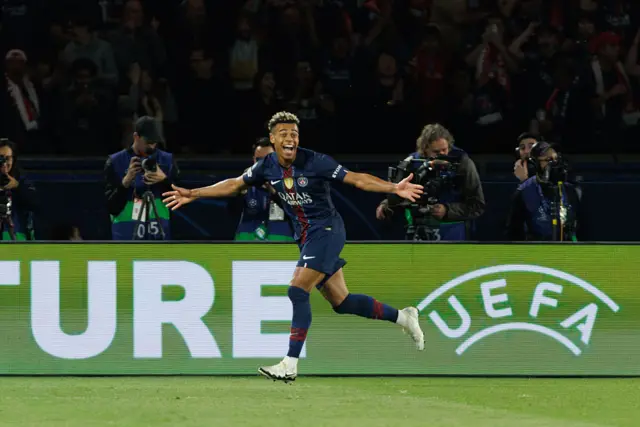 Desire Doue of Paris Saint-Germain celebrates goal