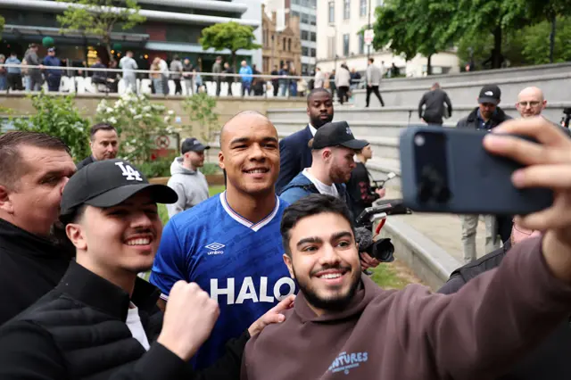 Fabio Wardley taking pictures with fans