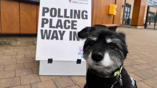 General view, Nina at her polling place
