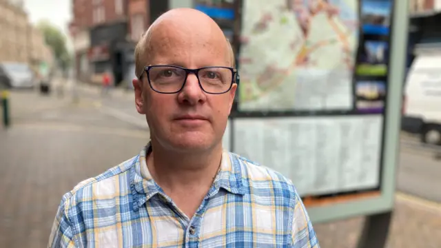 Dr Dafydd Trystan Davies