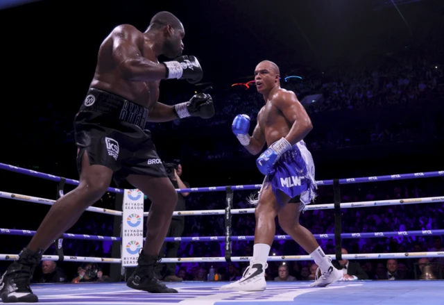 Daniel Dubois and Fabio Wardley in the ring
