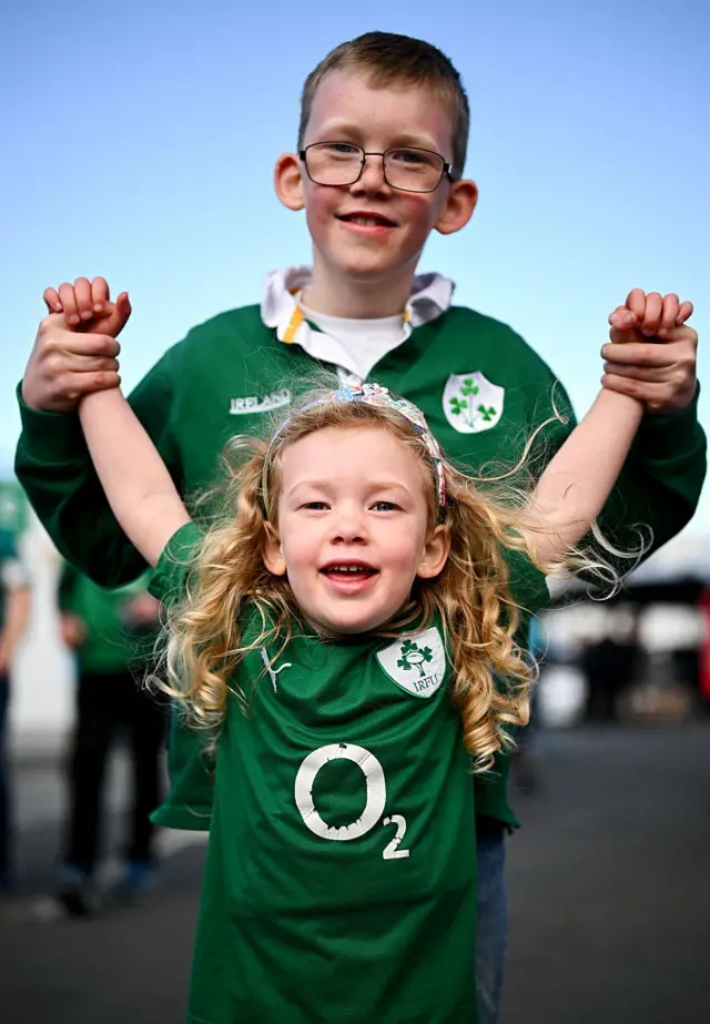 Young Ireland fans