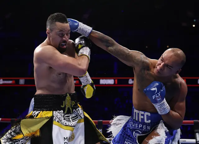 Fabio Wardley punching Joseph Parker