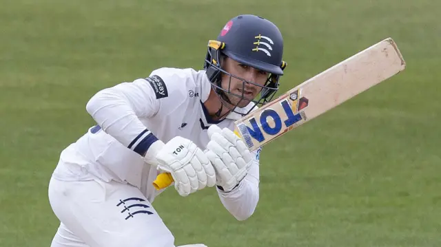 Middlesex's Leus du Plooy