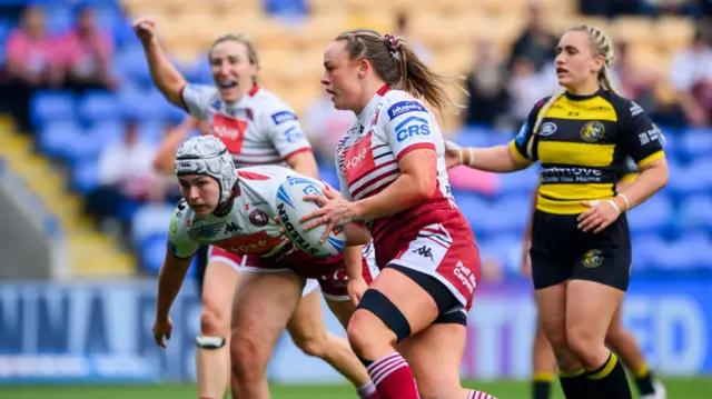 Mary Coleman goes over for Wigan's second try against York