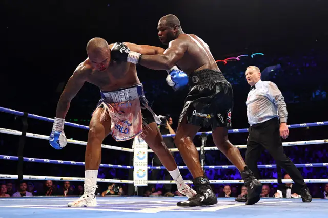 Daniel Dubois punching Fabio Wardley