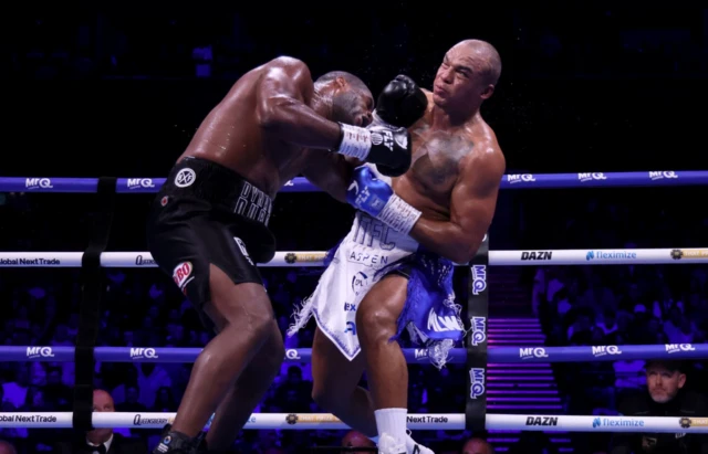 Fabio Wardley and Daniel Dubois in the ring