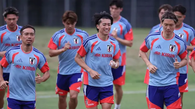 Japan's defender Yuto Nagatomo (L) takes part in a training session at the Club Monterrey Training Center at El Barrial in Santiago, Nuevo Leon State, Mexico, on June 4, 2026, ahead of the FIFA 2026 World Cup football tournament