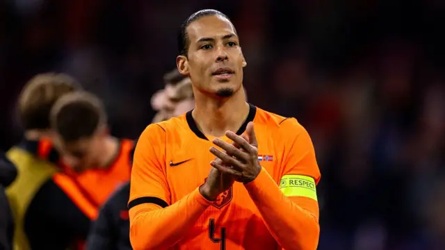 Virgil van Dijk of the Netherlands applauds the fans after the International Friendly match between Netherlands and Norway at the Johan Cruijff Arena on March 27, 2026 in Amsterdam, Netherlands.