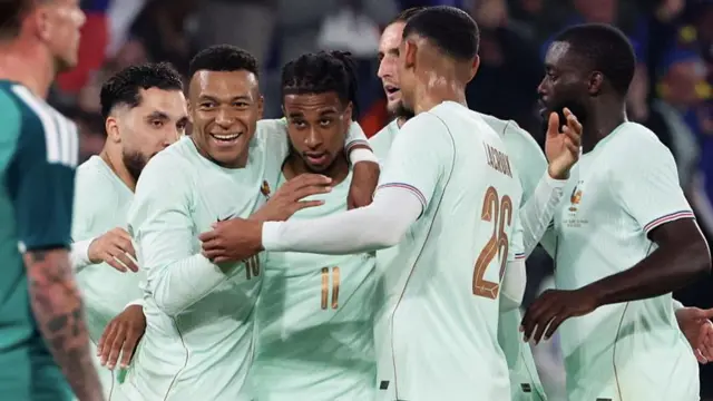 France celebrating