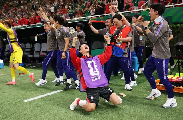 In-Beom Hwang celebrates South Korea's victory