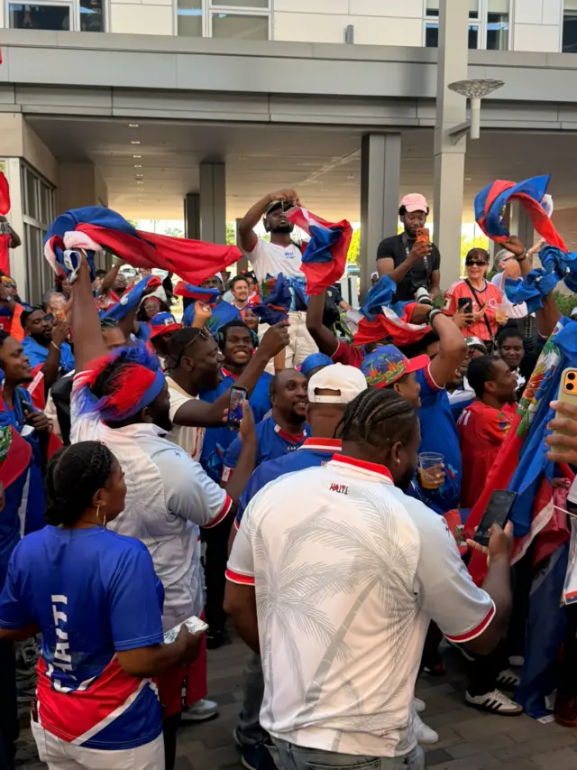 Haiti fans