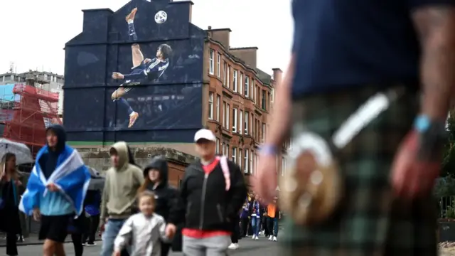 The mural of Scott McTominay's goal was painted on a wall near Hampden