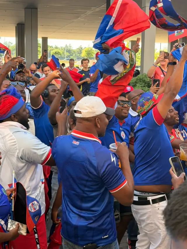 Haiti fans