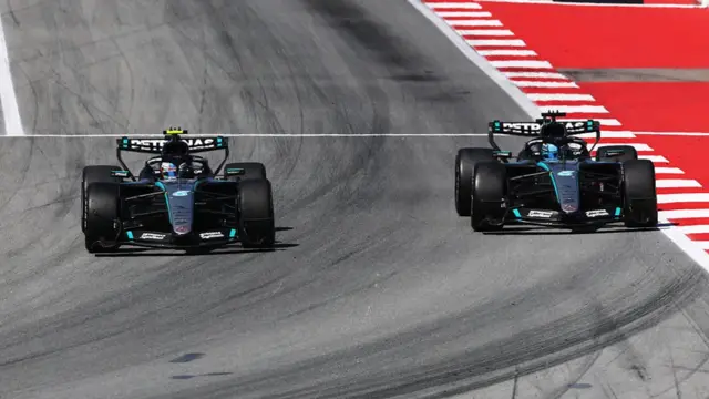 Antonelli and Russell driving parallel to each other during the Barcelona GP
