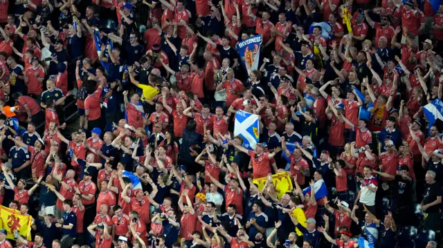 Scotland fans celebrate