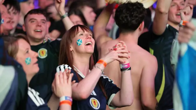 Scotland fans celebrate