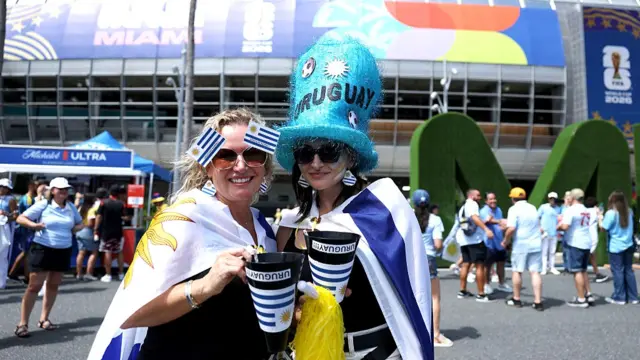Two female Uruguay supporters