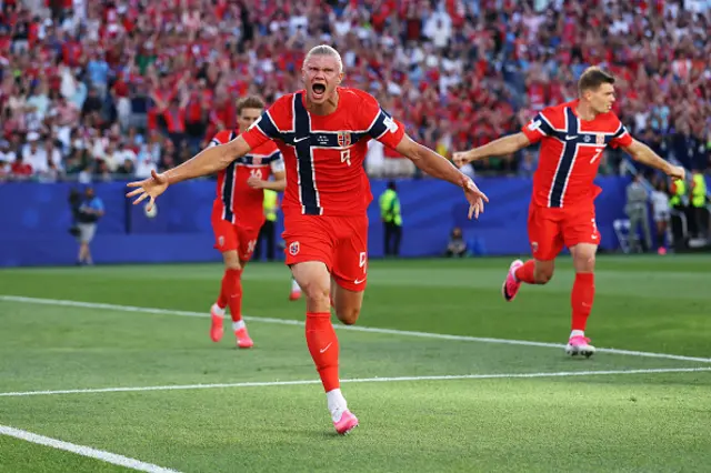 Erling Haaland celebrates