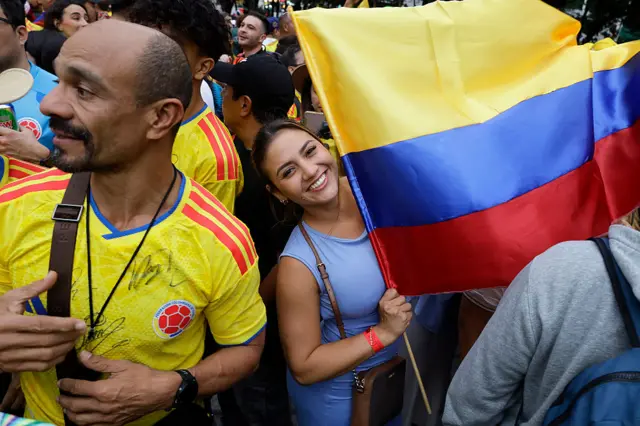 Colombia fans with the flag