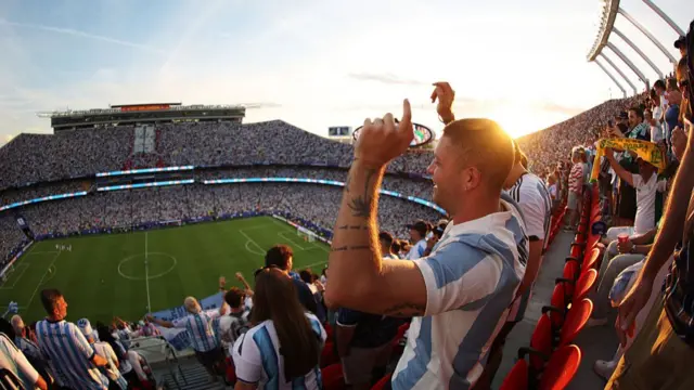 Argenitina fans in the stands