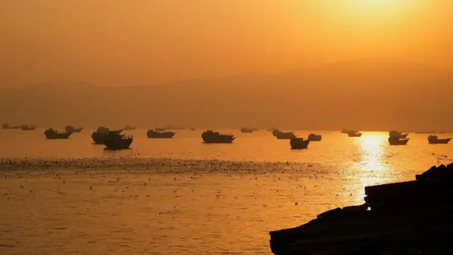 Vessels at the Strait of Hormuz