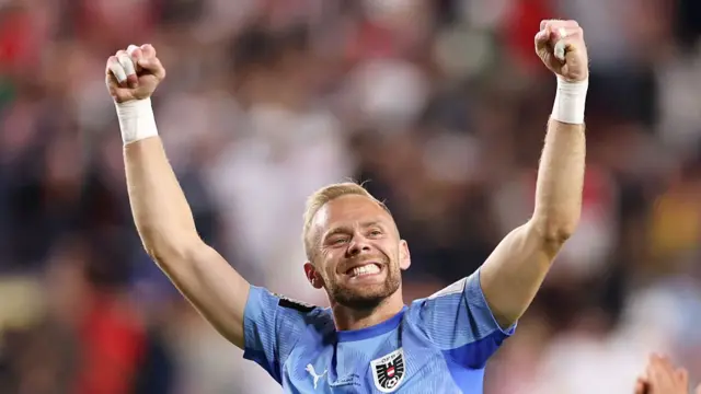 Alexander Schlager celebrates victory