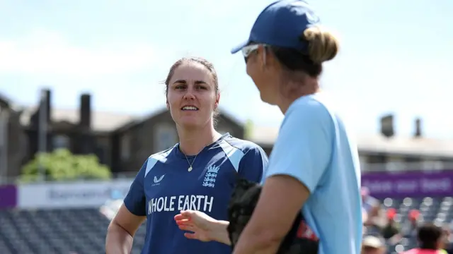 Nat Sciver-Brunt and Charlotte Edwards
