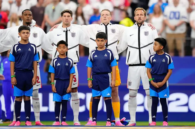Ezri Konsa, John Stones, Jordan Pickford and Harry Kane of England