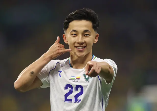 Uzbekistan 1-1 Colombia