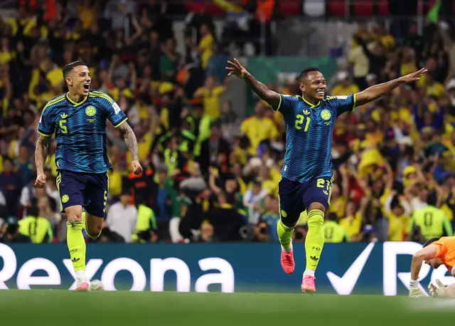 Uzbekistan 1-3 Colombia