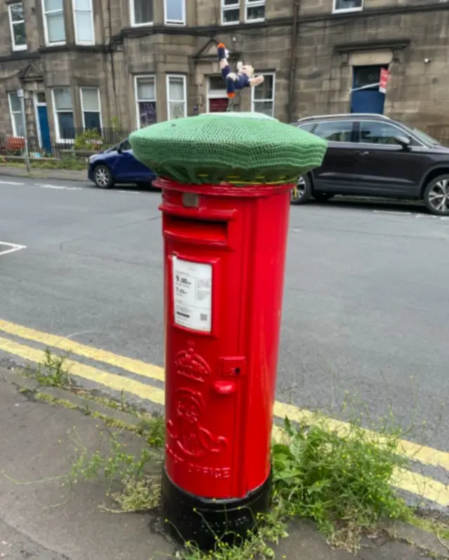 Scott McTominay crochet style in Edinburgh
