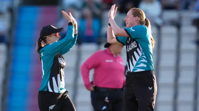 Bree Illing celebrates the wicket of Amy Hunter