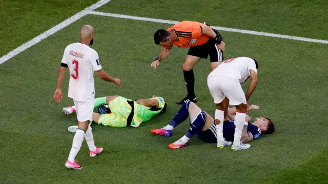 Ben Gannon-Doak and Morocco goalkeeper Bono collide
