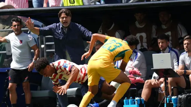 Mauricio Pochettino on the touchline
