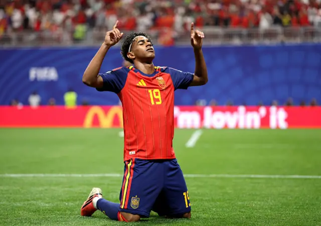 Lamine Yamal #19 of Spain celebrates