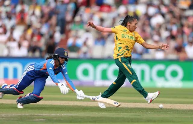 Shabnim Ismail attempts to run out Jemimah Rodrigues