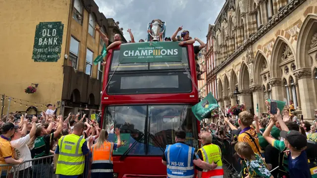 Bus