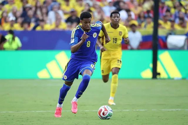 Livano Comenencia #8 of Curacao makes a run with the ball in the first half of the FIFA World Cup 2026 Group E match between Ecuador and Curacao on June 20, 2026 at Kansas City Stadium