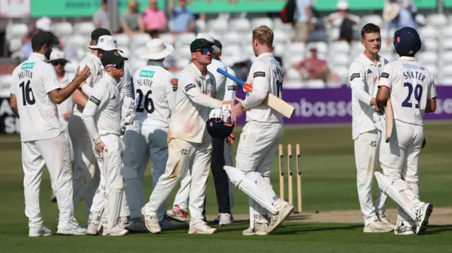 Notts v Essex