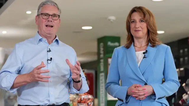 Britain's Prime Minister Keir Starmer and Chancellor of the Exchequer Rachel Reeves visit a children's activity centre in Essex on May 21, 2026