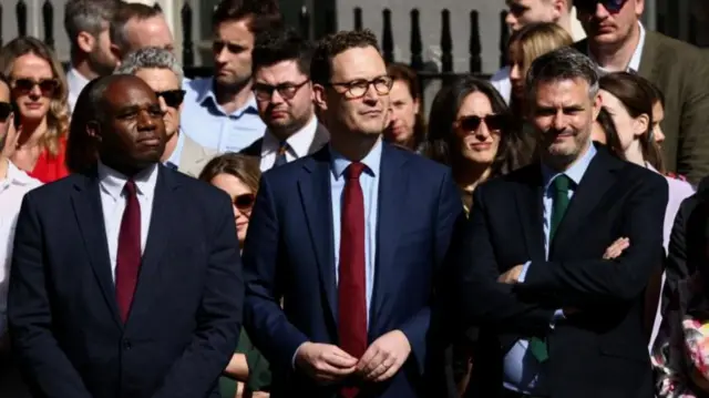 Darren Jones alongside David Lammy in Downing Street