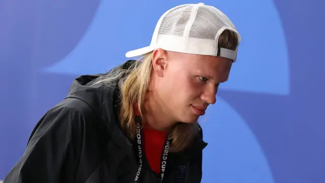 Erling Haaland arrives ahead of the game