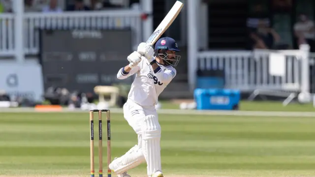 Zafar Gohar batting against Kent