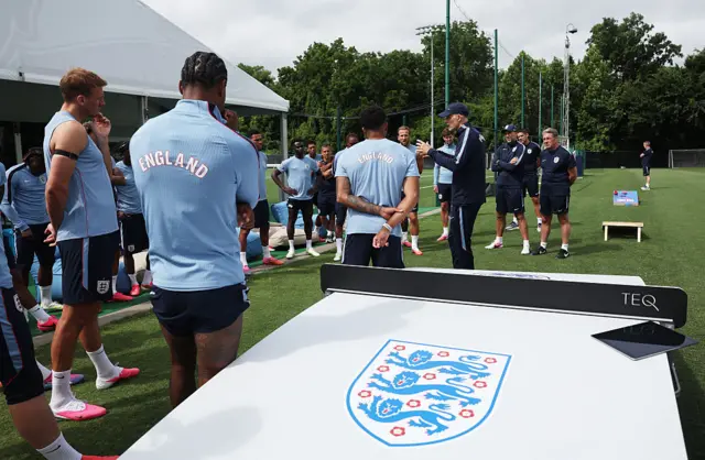 Thomas Tuchel delivers training session