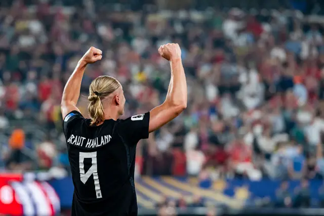 Erling Haaland of Norway celebrates 3-1 during the World Cup match between Norway v Senegal at the New York/New Jersey Stadium