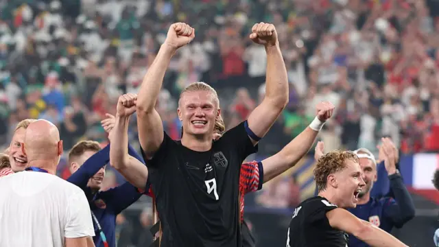Erling Haaland celebrating