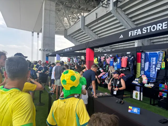 Fan store in Miami